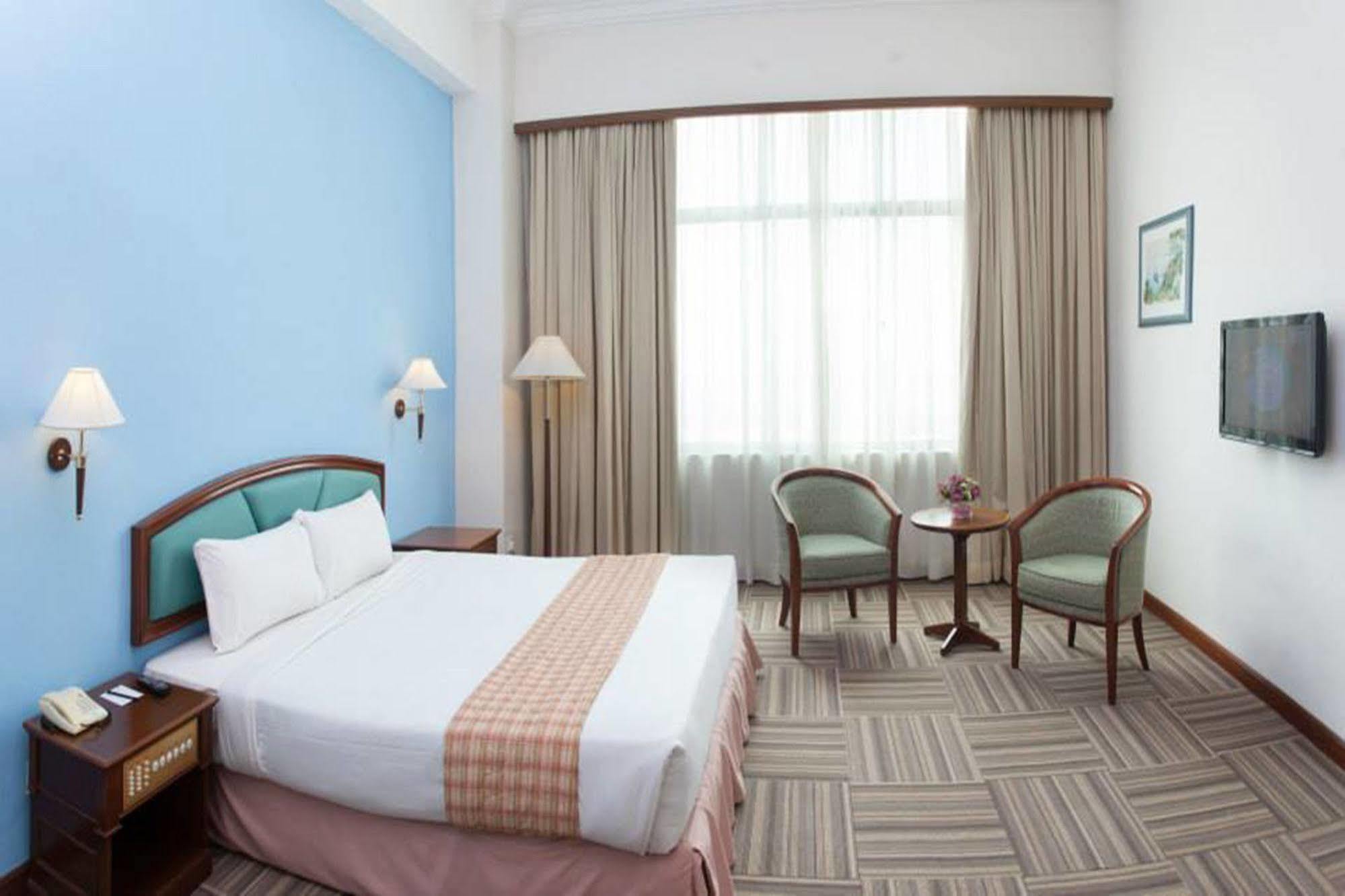 Summit Hotel Bukit Mertajam Eksteriør billede